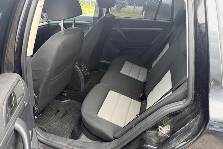Sort Skoda Octavia fra 2006
