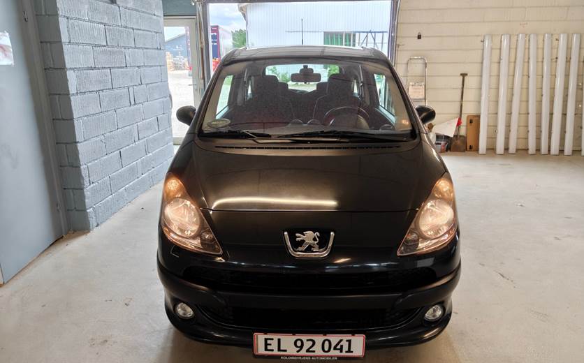 Peugeot 1007 1,6 Sporty 2-tr.