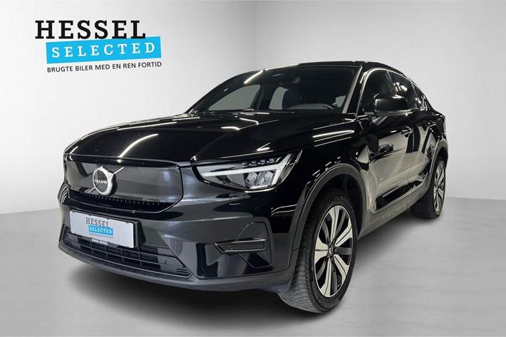 Sort Volvo C40 fra 2023 set udefra