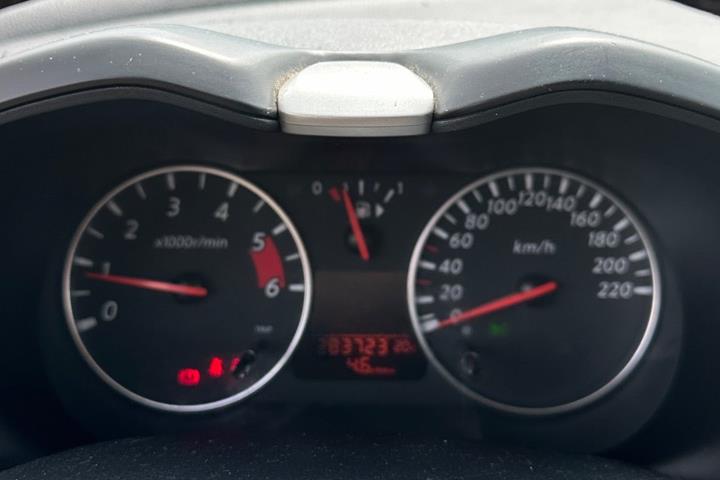 Hvid Nissan Note fra 2011