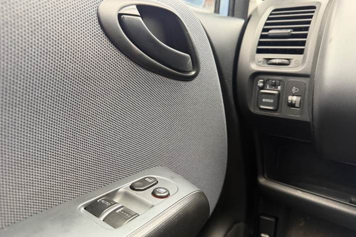 Grøn Honda Jazz fra 2003