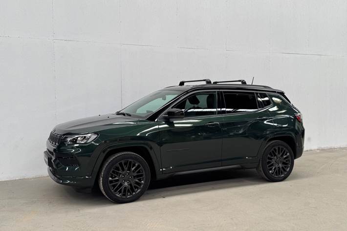 Grøn Jeep Compass fra 2021