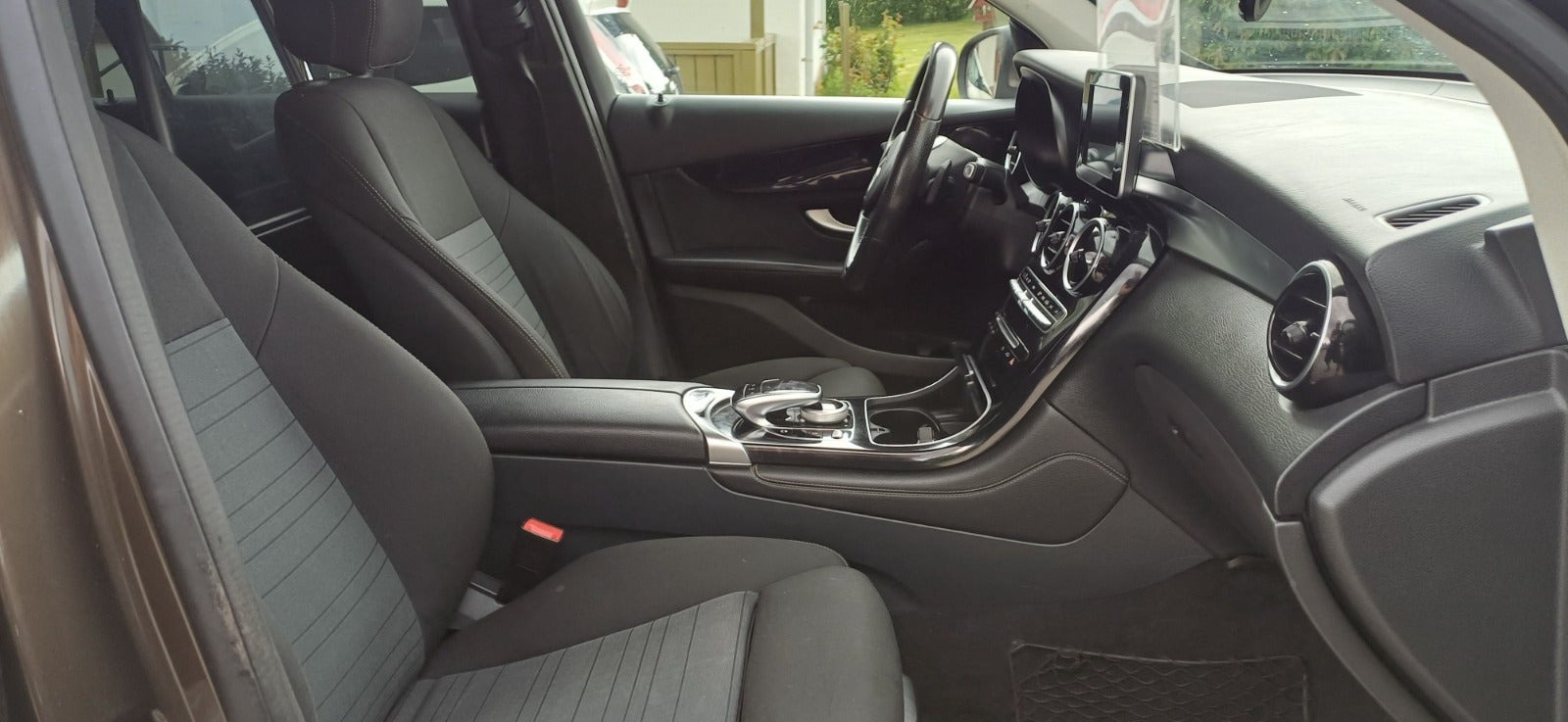 undefined Mercedes GLC220 d fra 2016