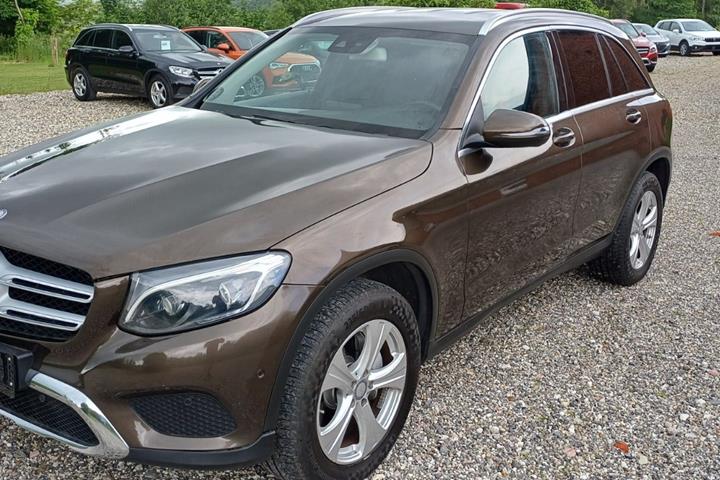 undefined Mercedes GLC220 d fra 2016 set udefra