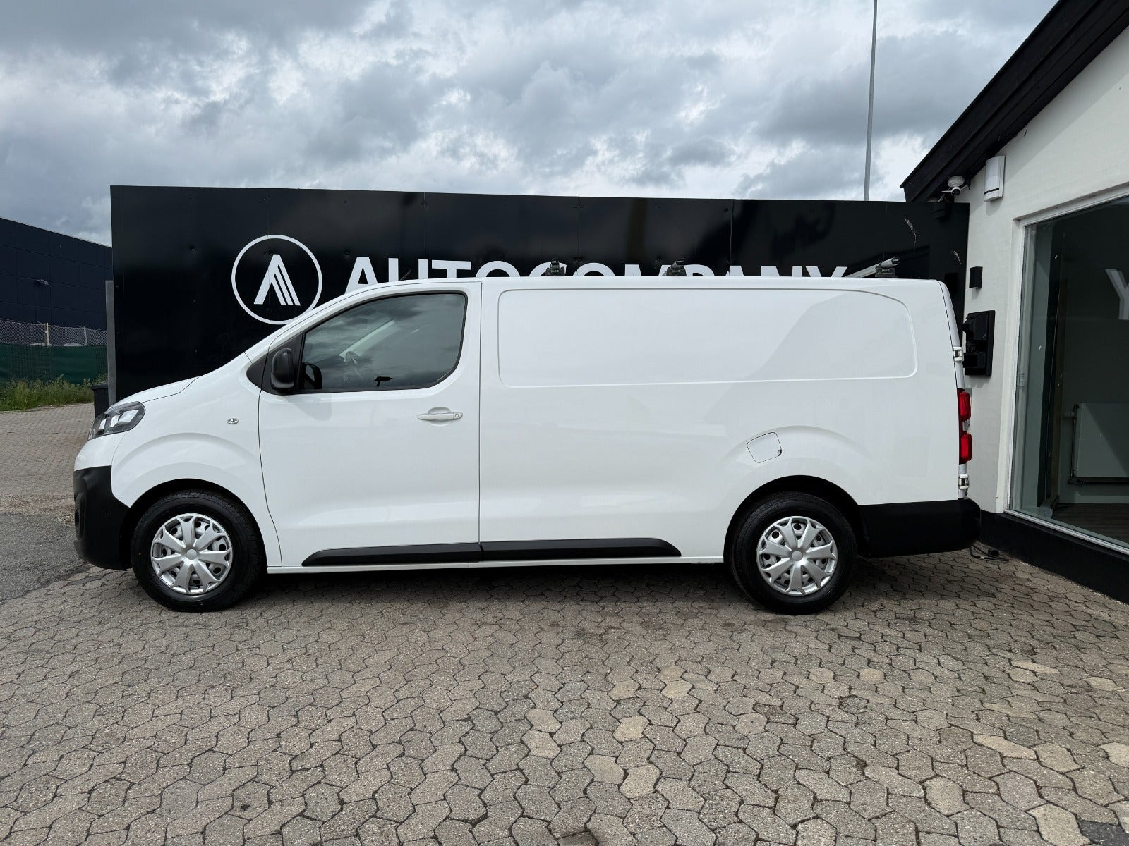 undefined Opel Vivaro fra 2021