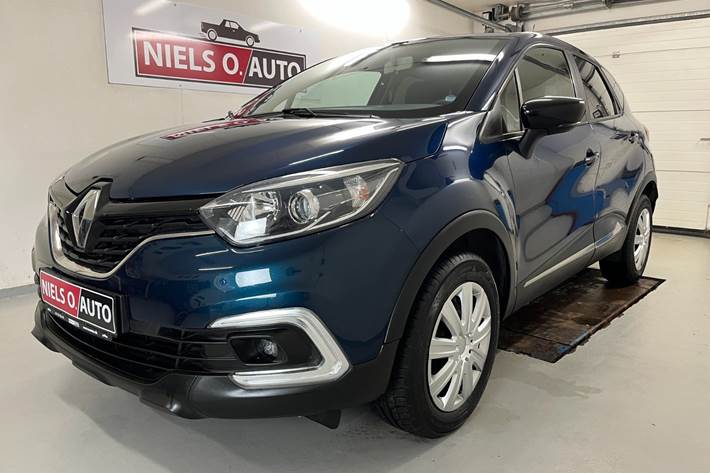 Blå Renault Captur fra 2017