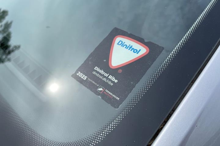 Sølv VW Polo fra 2022