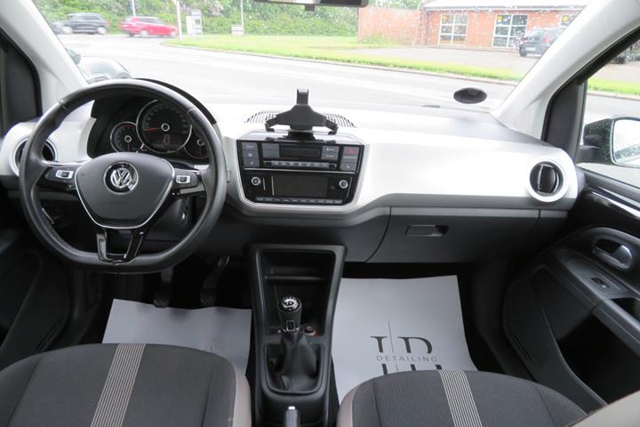 Sort VW UP! fra 2017