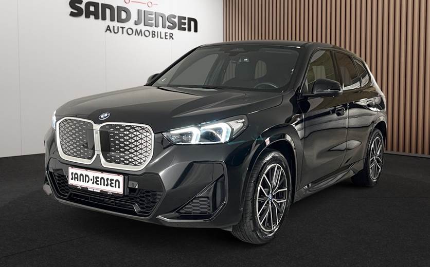 BMW iX1 eDrive20 M-Sport Premium