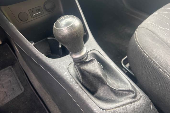 Grå Kia Picanto fra 2014