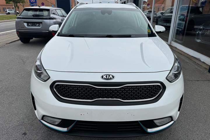 Hvid Kia Niro fra 2017