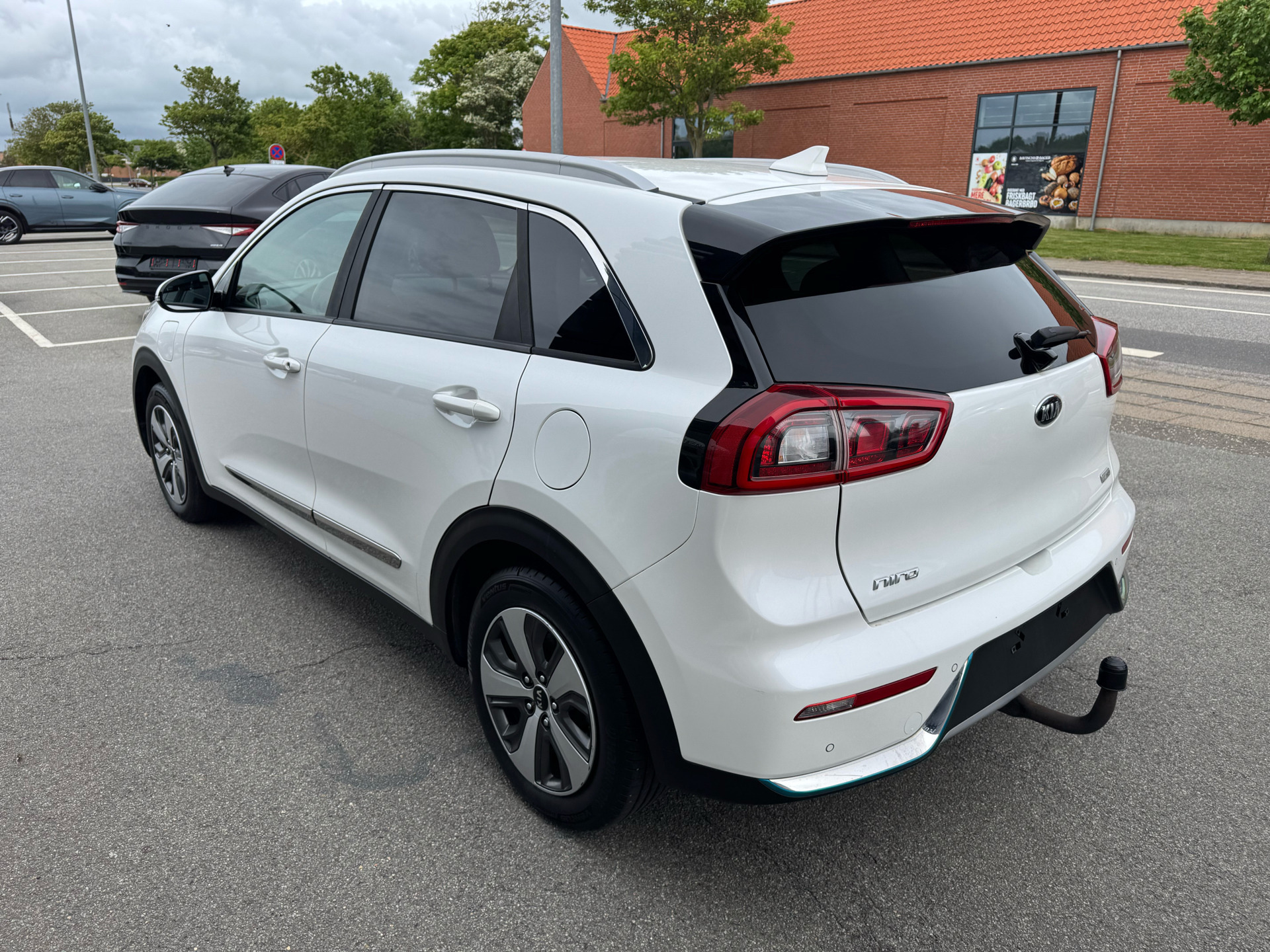 Hvid Kia Niro fra 2017