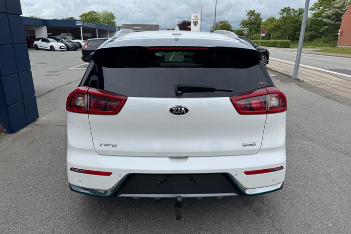 Hvid Kia Niro fra 2017
