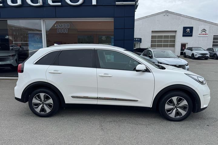 Hvid Kia Niro fra 2017