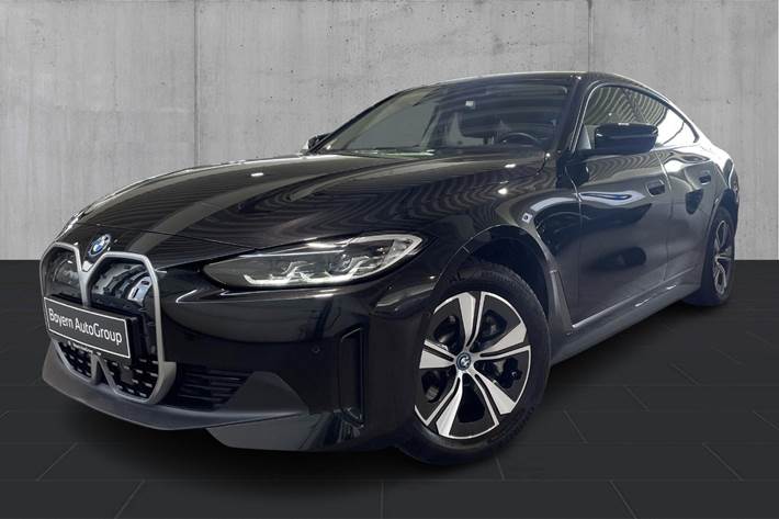 Sort BMW i4 fra 2023
