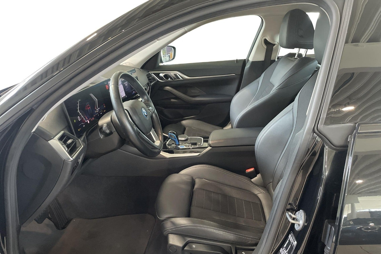 Sort BMW i4 fra 2023