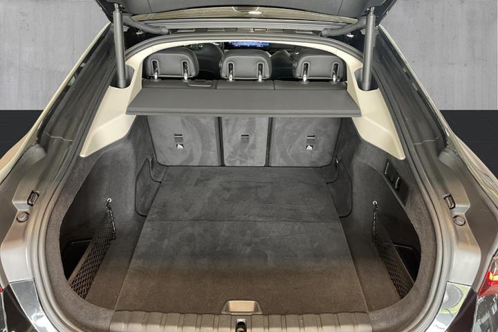 Sort BMW i4 fra 2023