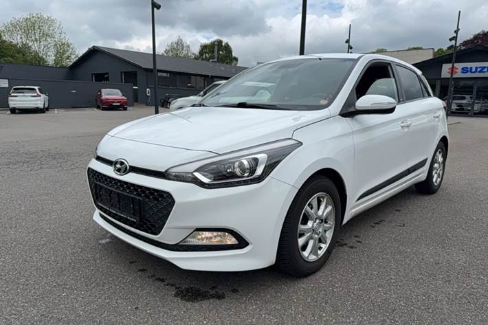 Hvid Hyundai i20 fra 2016