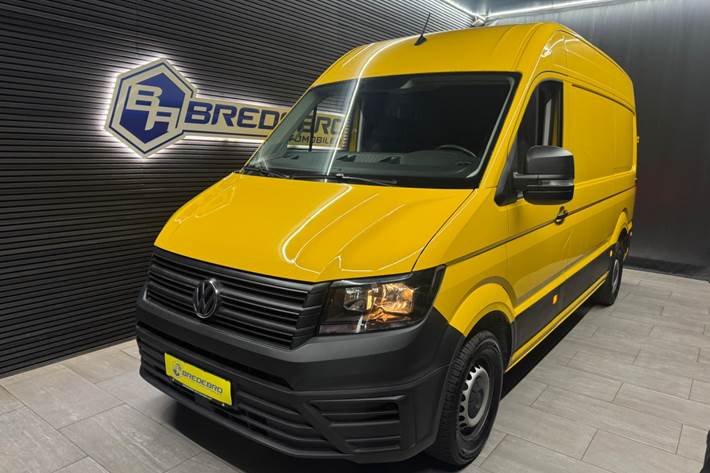 Gul VW Crafter 30 fra 2024