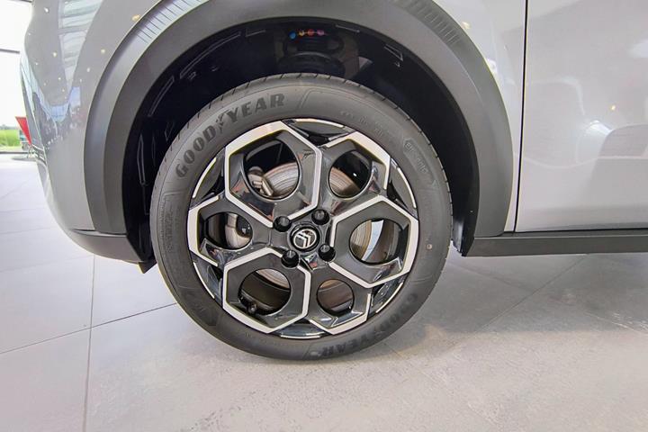 Grå Citroën ë-C3 fra 2025