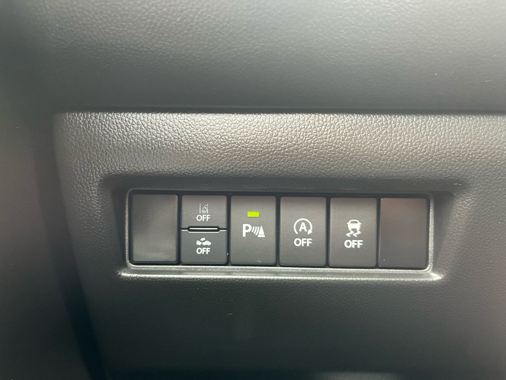 Blå Suzuki Swift fra 2022