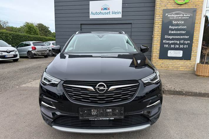 Sort Opel Grandland X fra 2020