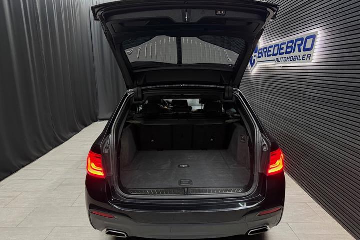 Sort BMW 540d fra 2018