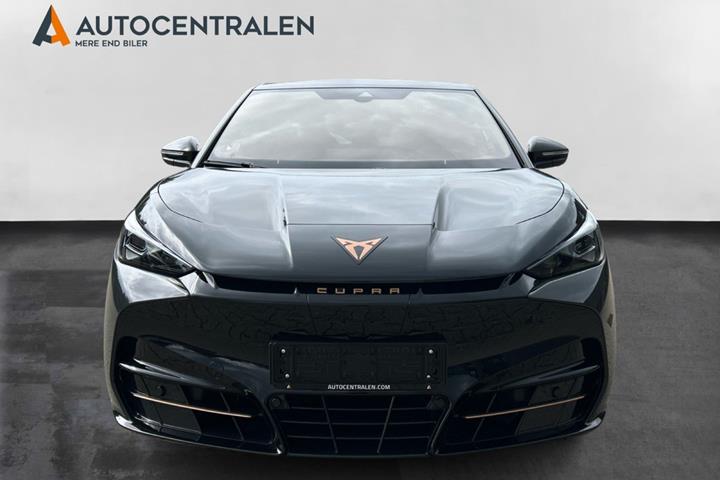 Grå Cupra Tavascan fra 2024