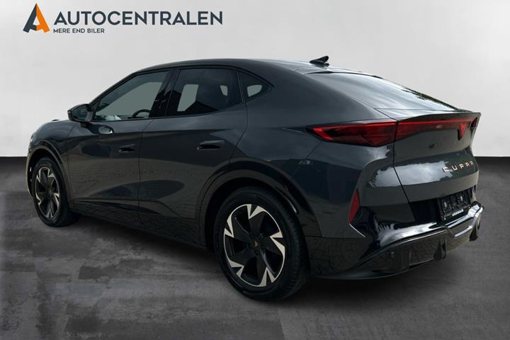 Grå Cupra Tavascan fra 2024