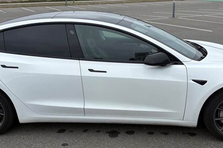 undefined Tesla Model 3 fra 2021
