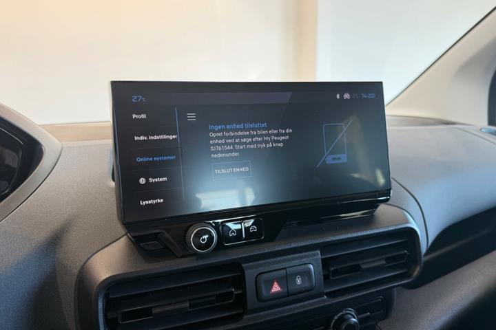 Blå Peugeot e-Rifter fra 2025