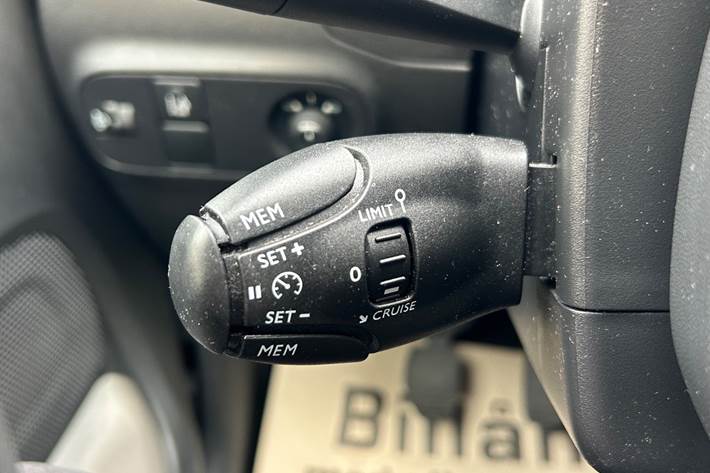 Grå Citroën C3 fra 2019