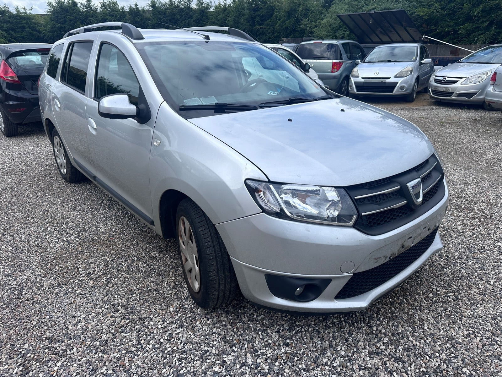 undefined Dacia Logan fra 2016