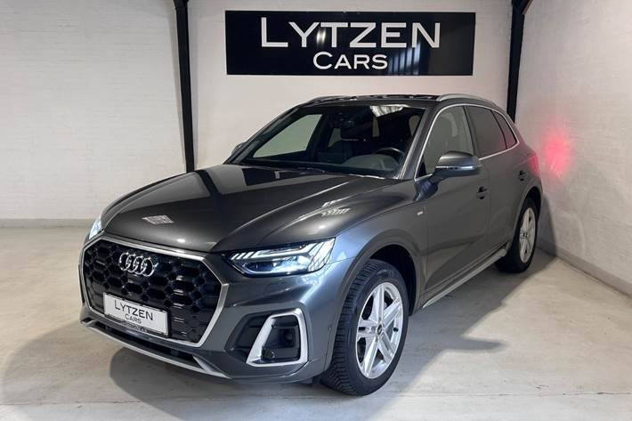 Grå Audi Q5 fra 2022