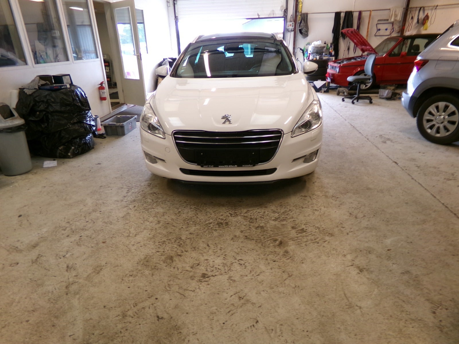 Hvid Peugeot 508 fra 2013