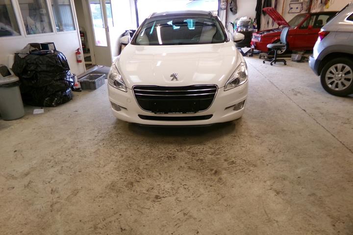 Hvid Peugeot 508 fra 2013