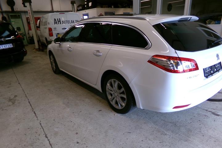 Hvid Peugeot 508 fra 2013