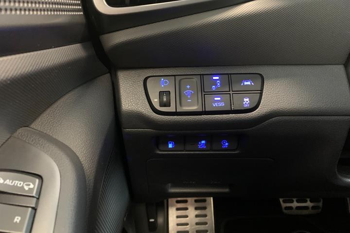 Grå Hyundai Ioniq fra 2020