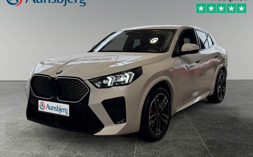 BMW iX2 eDrive20 M-Sport Pro