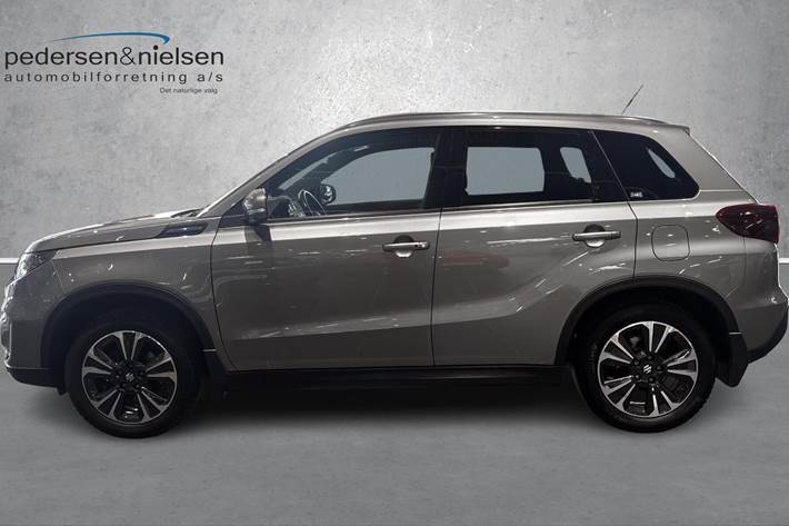 Sort Suzuki Vitara fra 2021