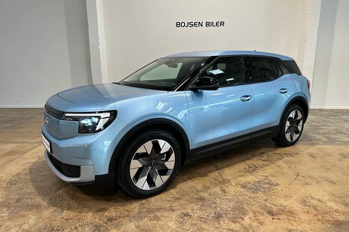 Blå Ford Explorer fra 2024 set udefra