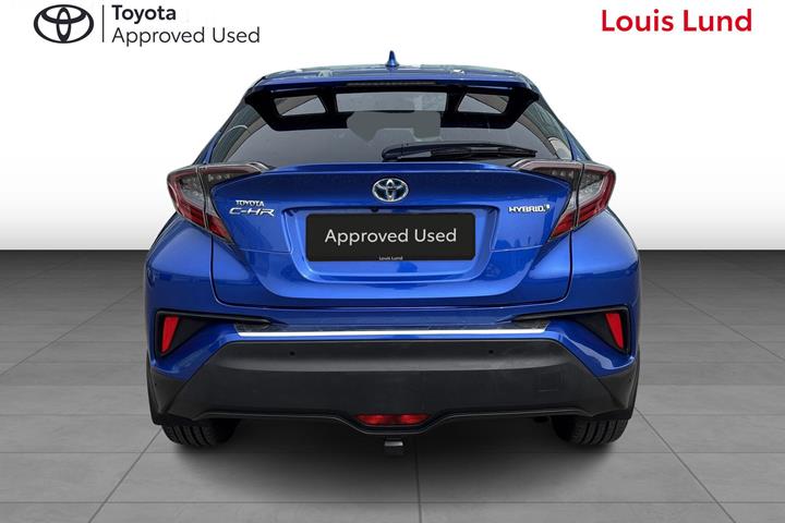 Blå Toyota C-HR fra 2019