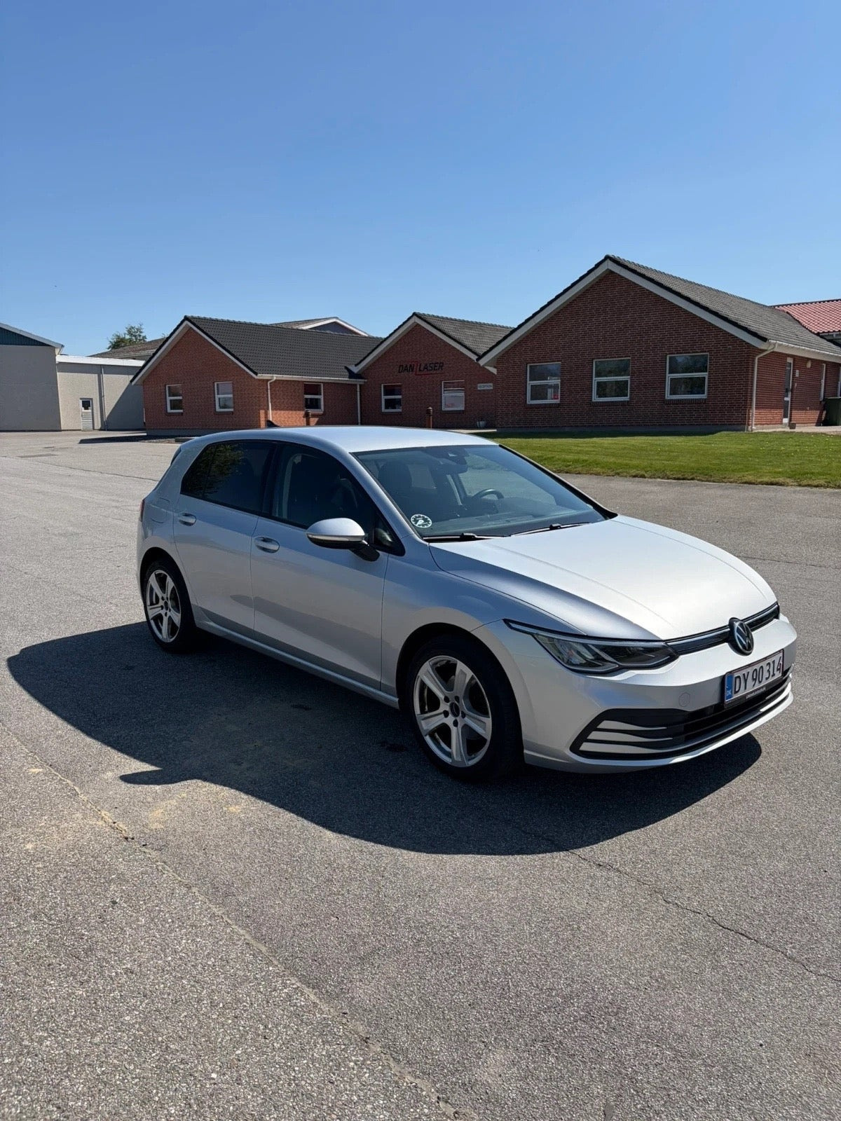 Sølv VW Golf VIII fra 2021