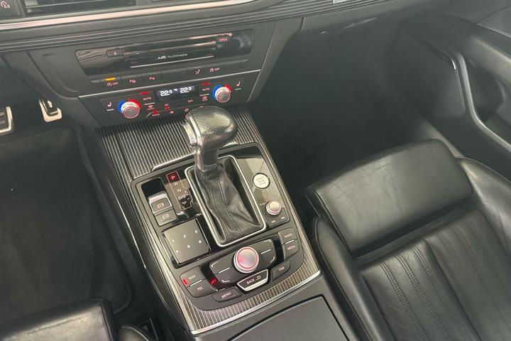 Grå Audi A7 fra 2011