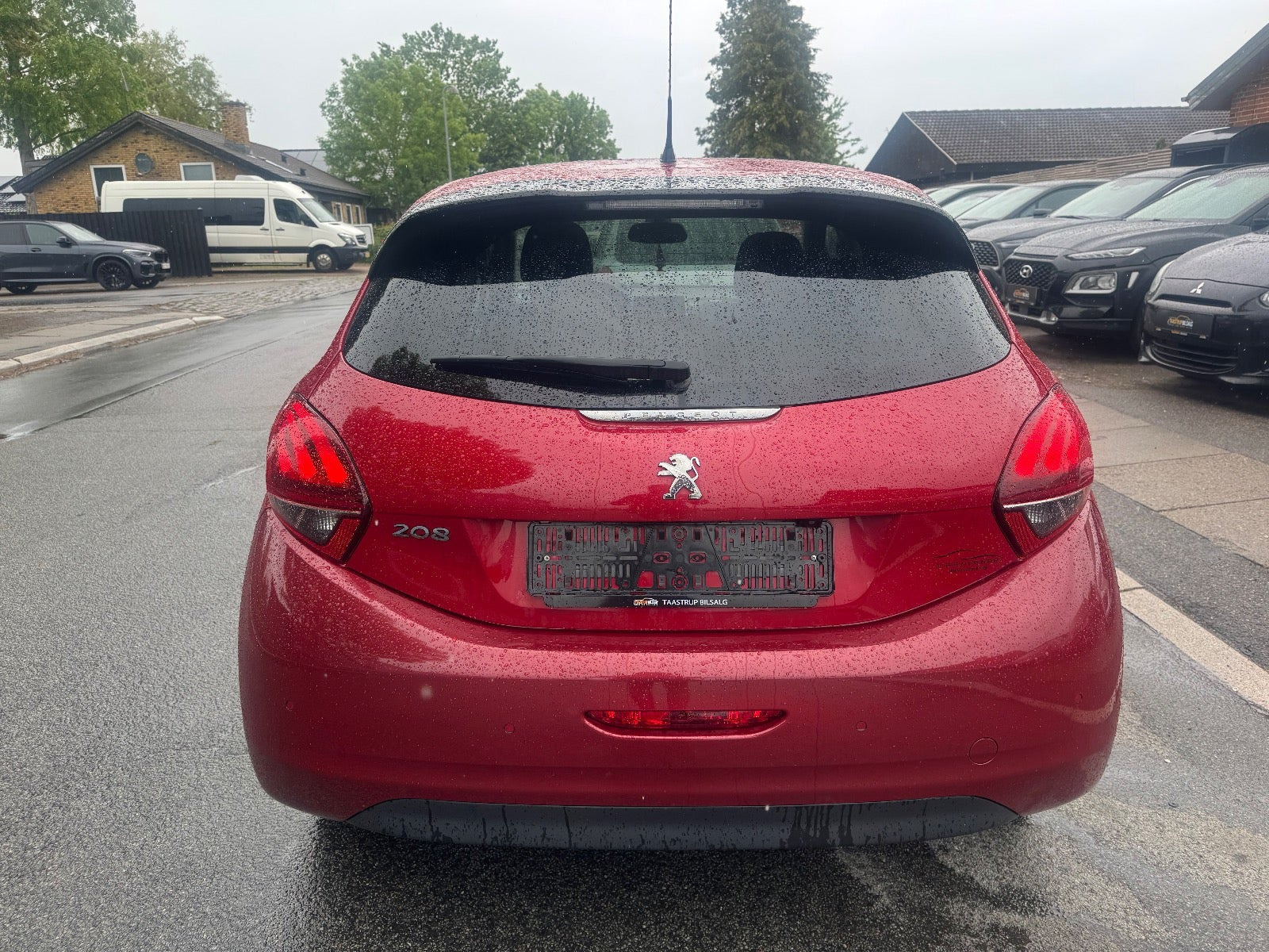 undefined Peugeot 208 fra 2017