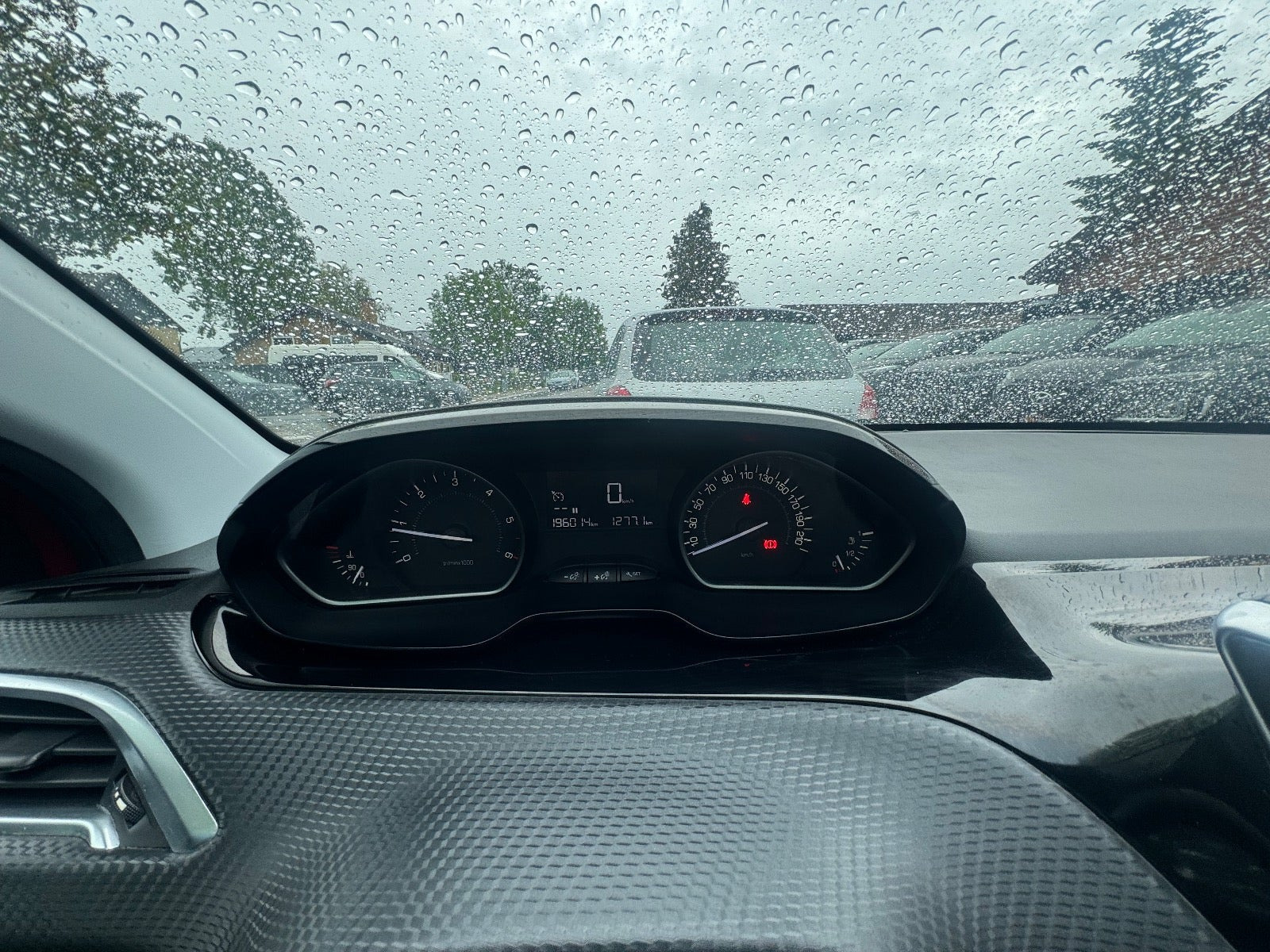 undefined Peugeot 208 fra 2017