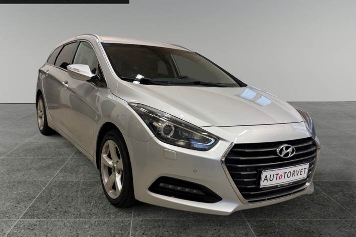 Sølv Hyundai i40 fra 2017