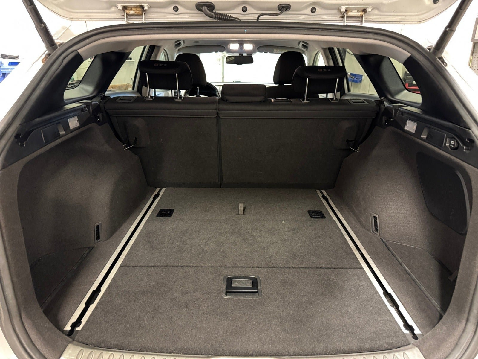 Sølv Hyundai i40 fra 2017