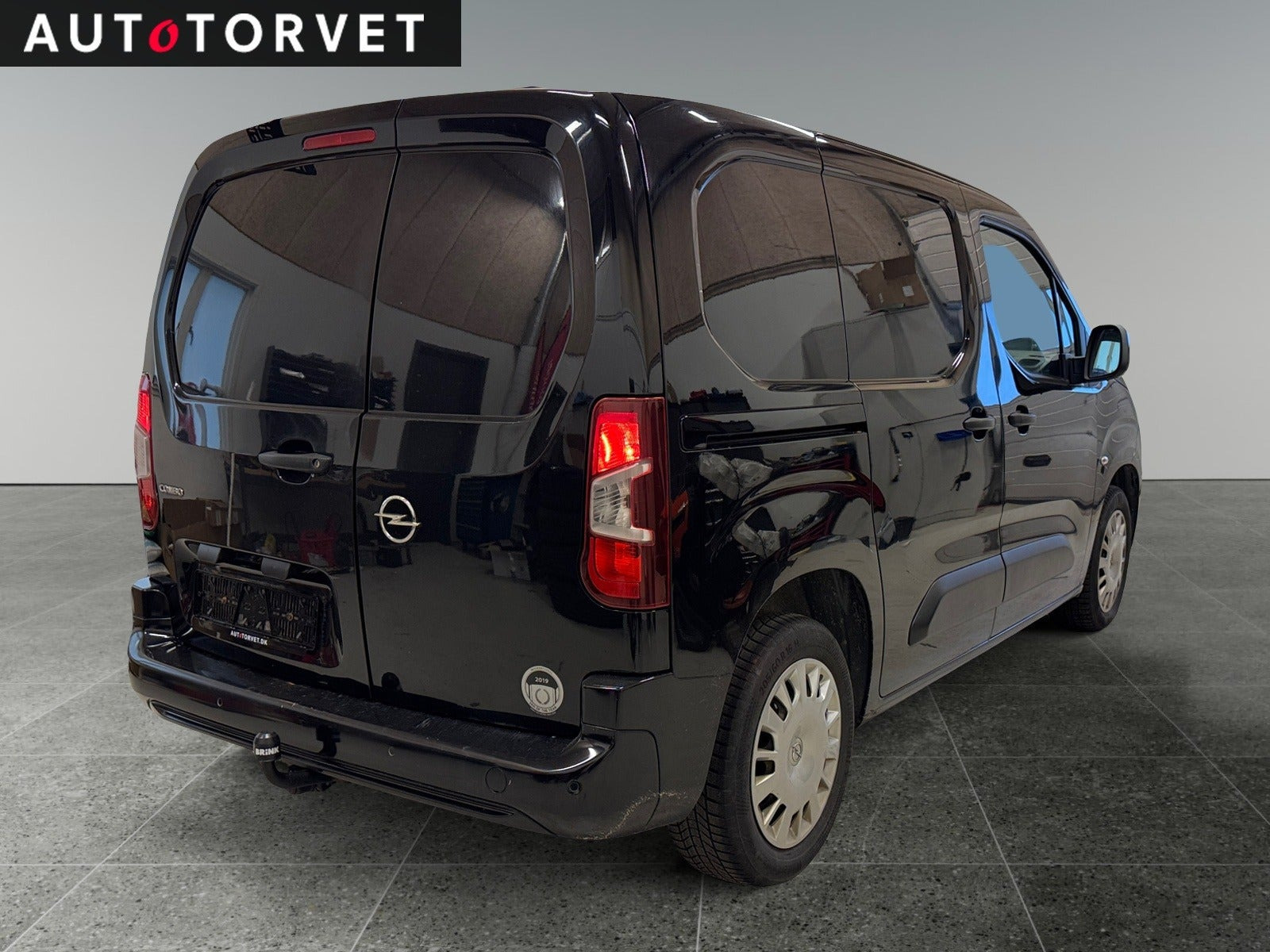Sort Opel Combo fra 2019