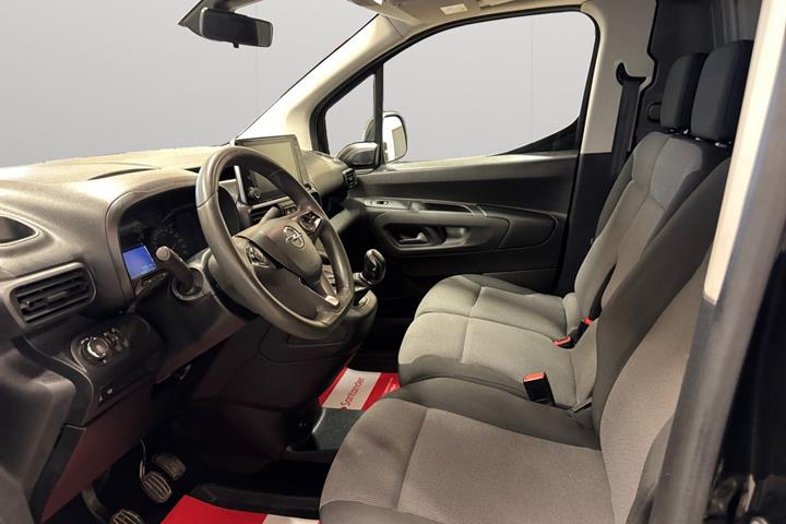 Sort Opel Combo fra 2019